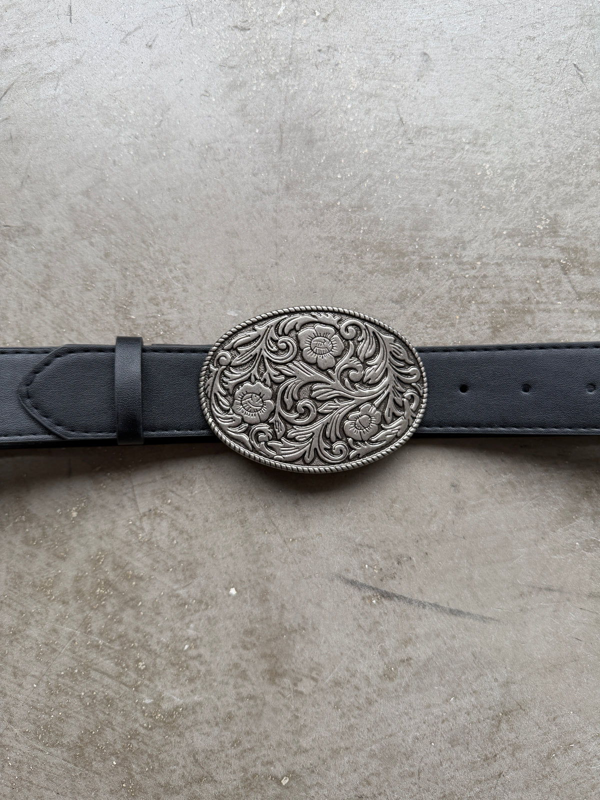 Thorn Buckle Belt