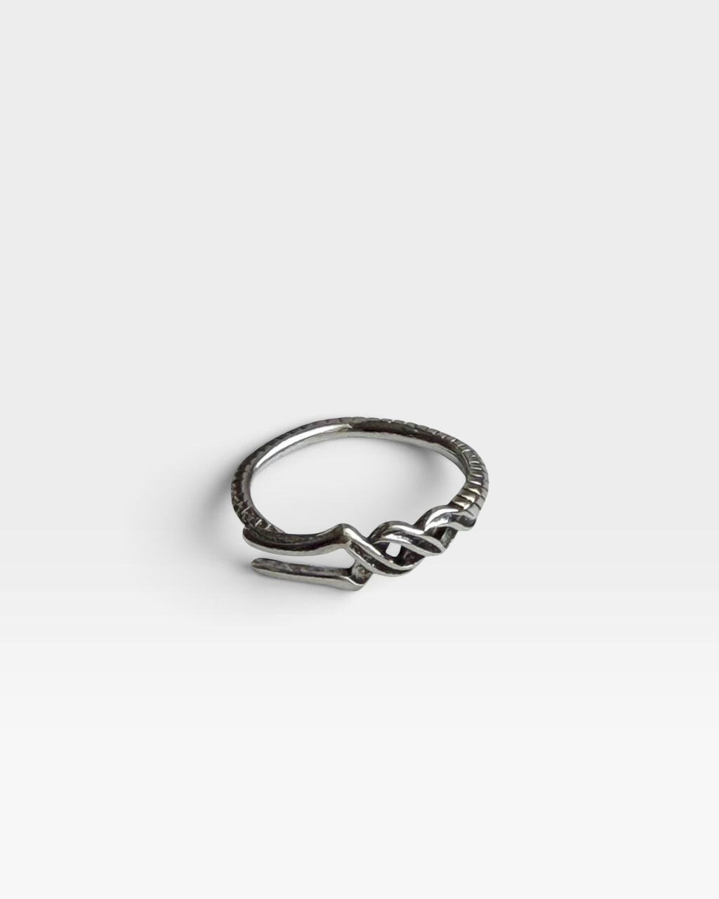 Knot Ring