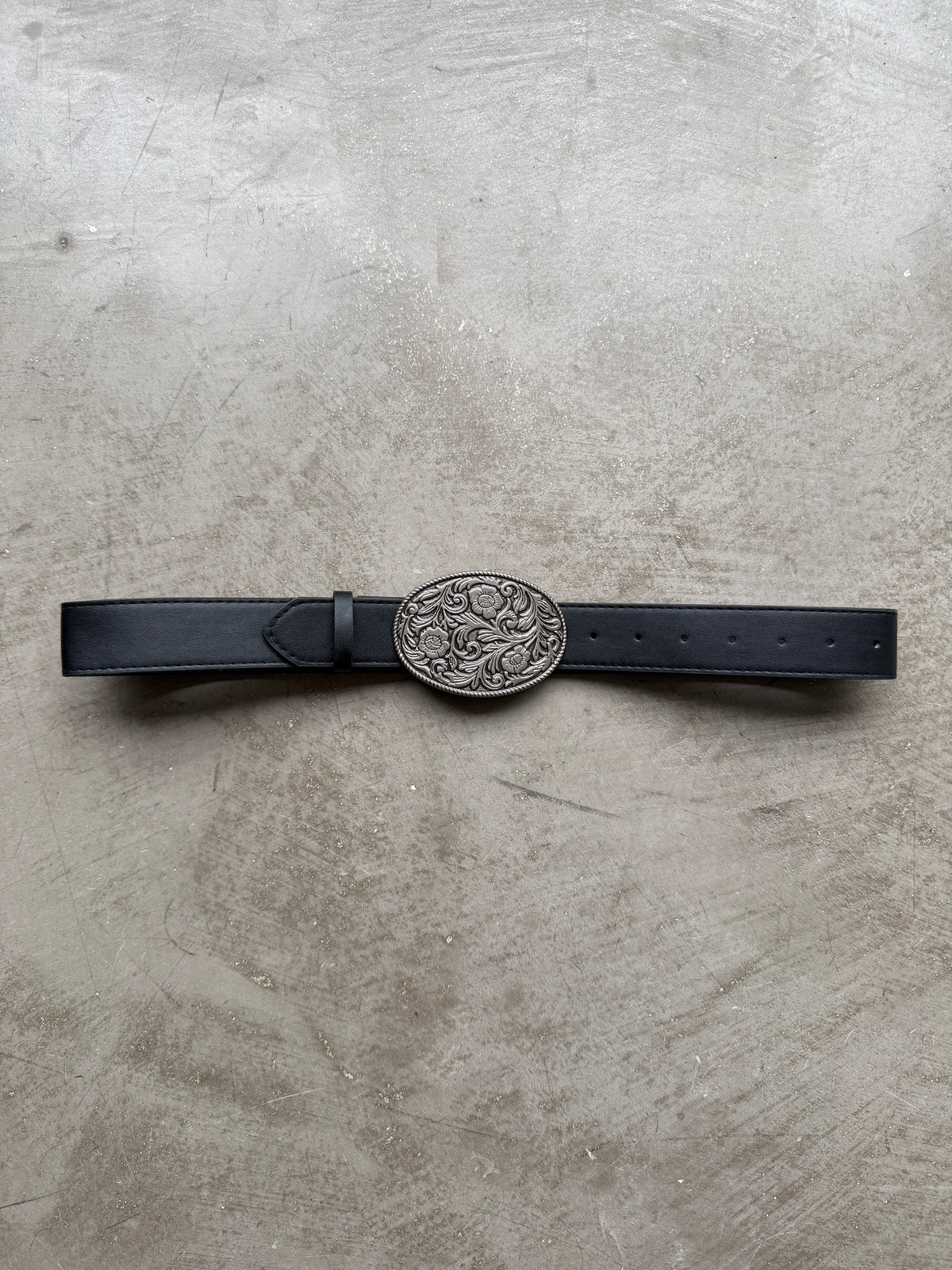 Thorn Buckle Belt