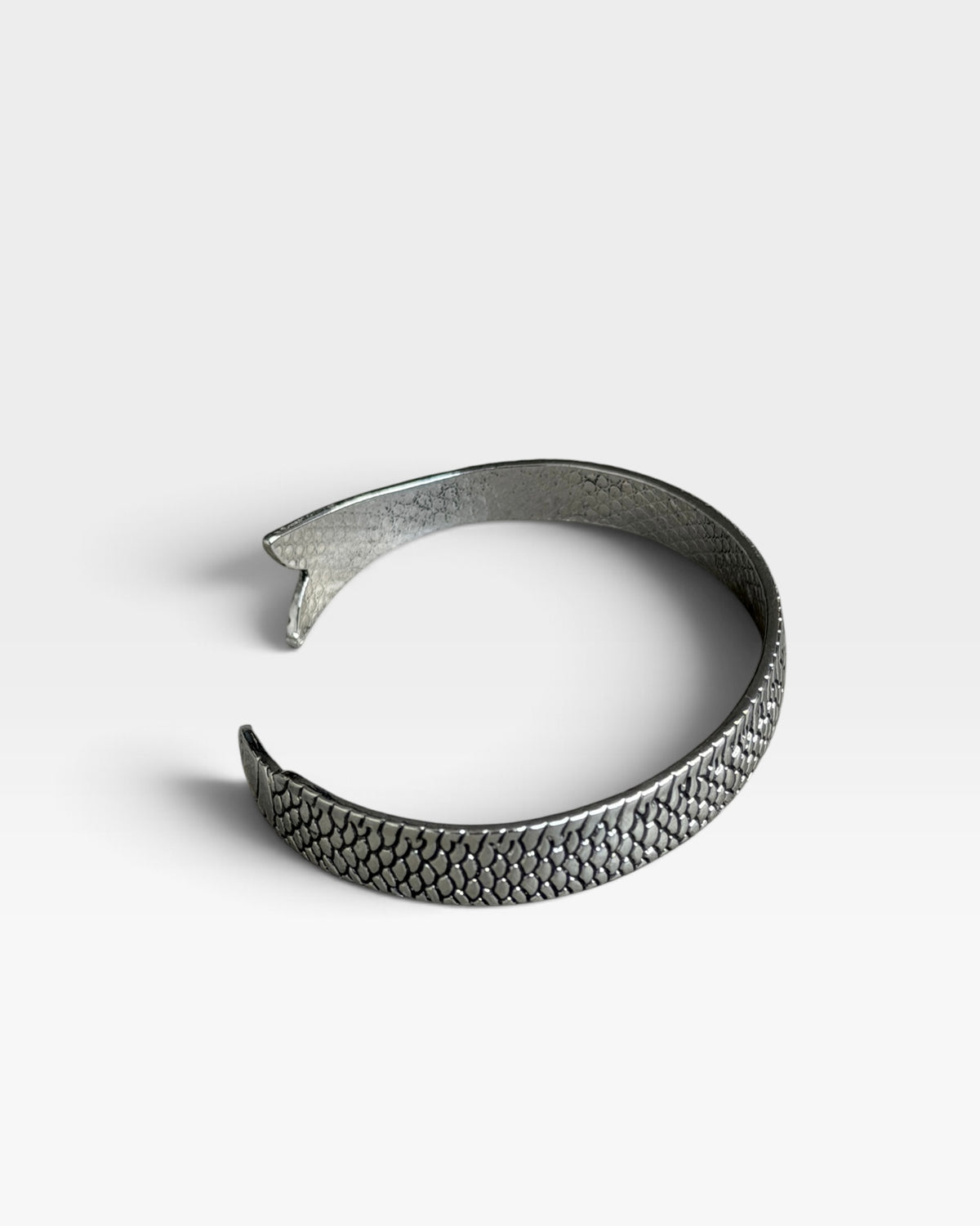 Tide Fish Cuff Bracelet