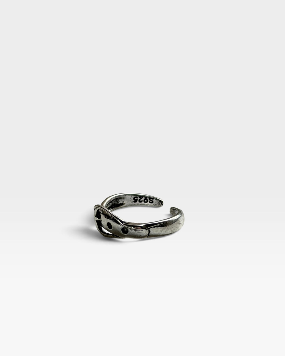 Buckle Ring